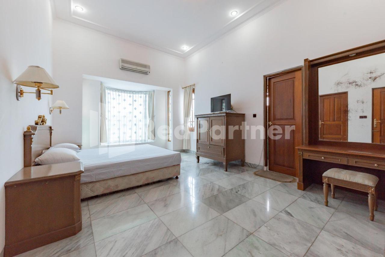 Biru Homestay Bandung Mitra Reddoorz Екстер'єр фото